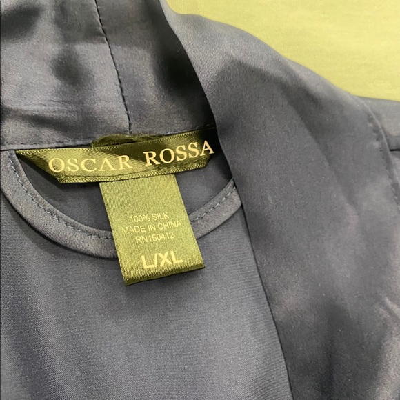 Oscar rossa 100% silk robe ourple L/XL. - Picture 2 of 6